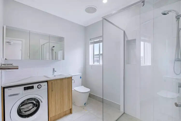 Fourth view of Homely studio listing, 1b/6 Wight Street, Milton QLD 4064