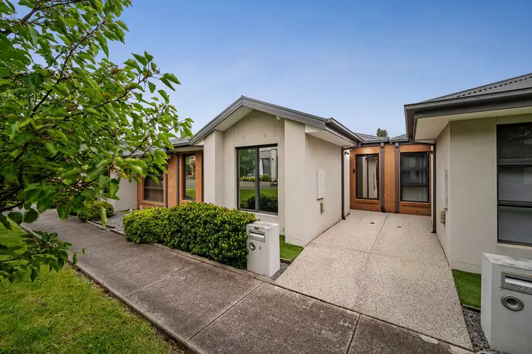 3 Supplejack Walk, Cranbourne North VIC 3977
