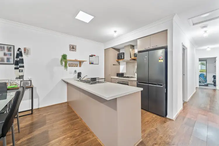 Sixth view of Homely house listing, 3 Supplejack Walk, Cranbourne North VIC 3977