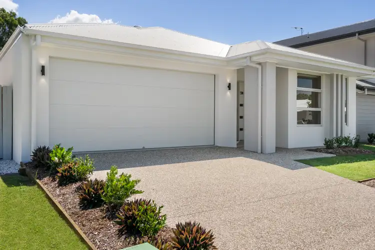 41 Byron Avenue, Newport QLD 4020