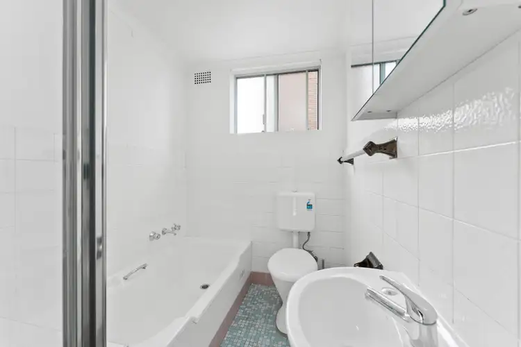 Fifth view of Homely apartment listing, 4/29 Martin Place, Mortdale NSW 2223