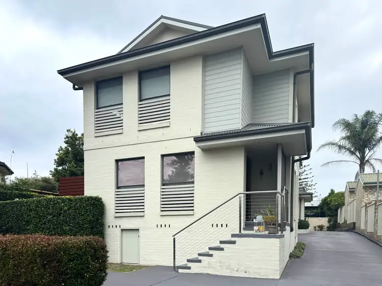 1/7 Koonah Avenue, Blue Bay NSW 2261