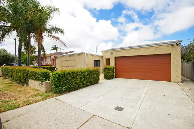 17 Hobley Way, Spearwood WA 6163