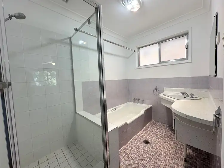 Fifth view of Homely house listing, 11 Grey Street, Griffith NSW 2680