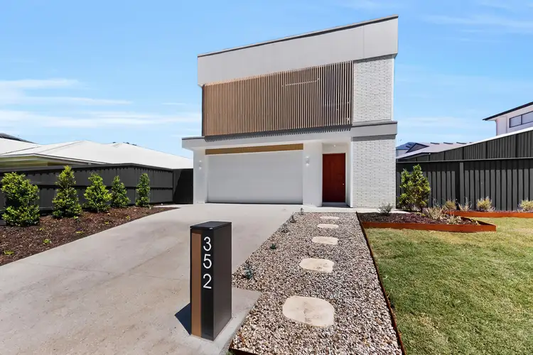 352 Canvey Road, Upper Kedron QLD 4055