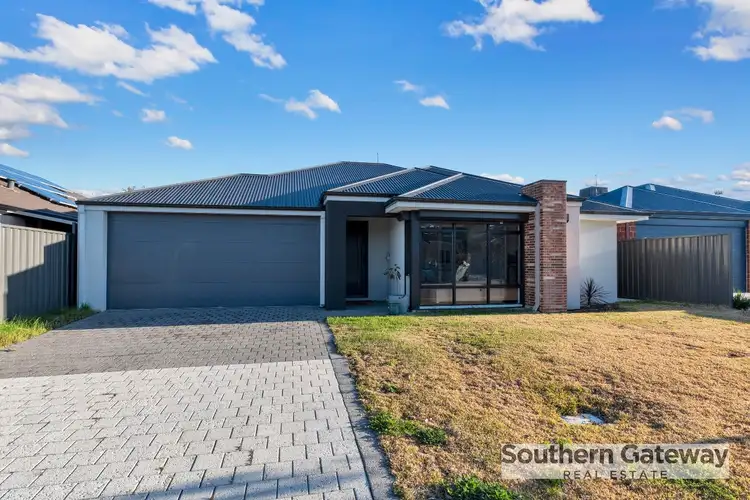 13 Barossa Street, Wellard WA 6170