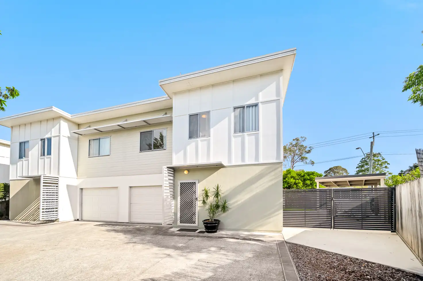 Main view of Homely townhouse listing, 18/1-5 Cascade Dr, Underwood QLD 4119