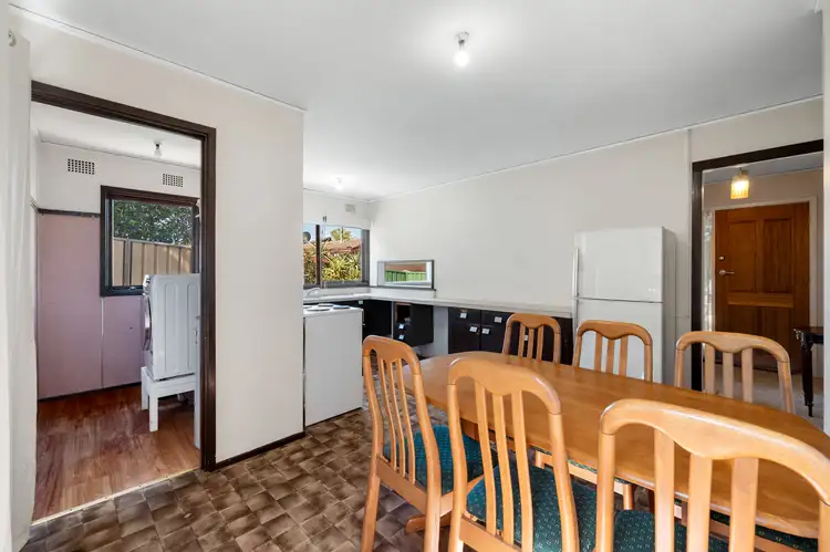 Fifth view of Homely house listing, 40 Evergreen Avenue, Bradbury NSW 2560
