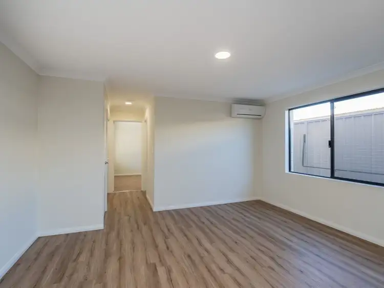 Sixth view of Homely unit listing, 3/4 Whiteside Street, Cloverdale WA 6105