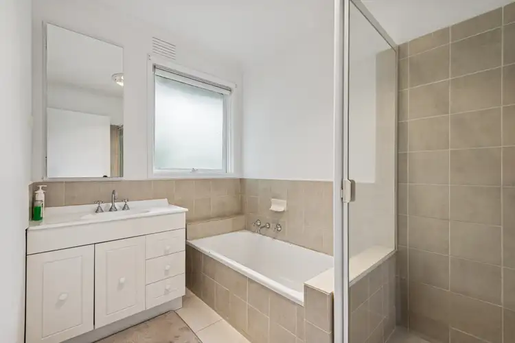 Fifth view of Homely house listing, 2 Winterton Court, Wantirna VIC 3152