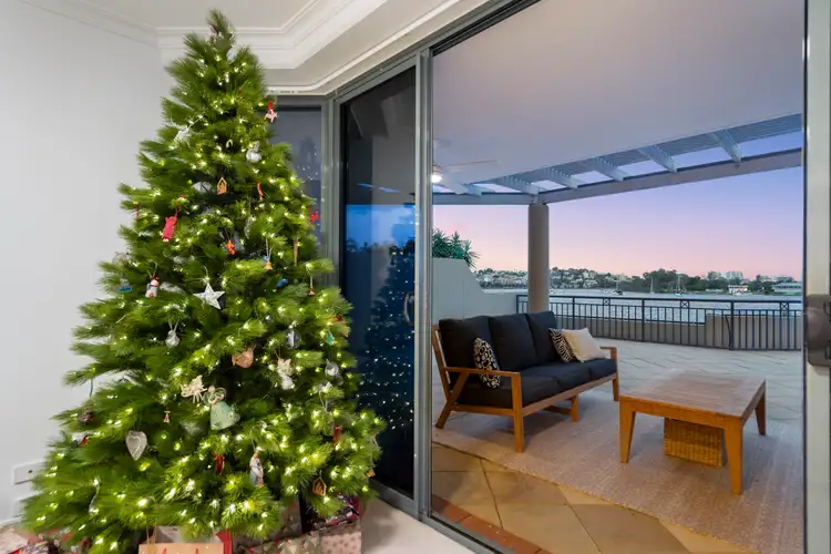 104/49B Newstead Terrace