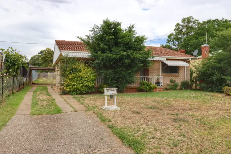 21 Wellington Street, Cowra NSW 2794