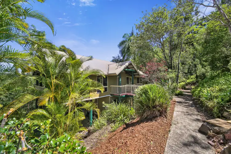 20 Pacific View Drive