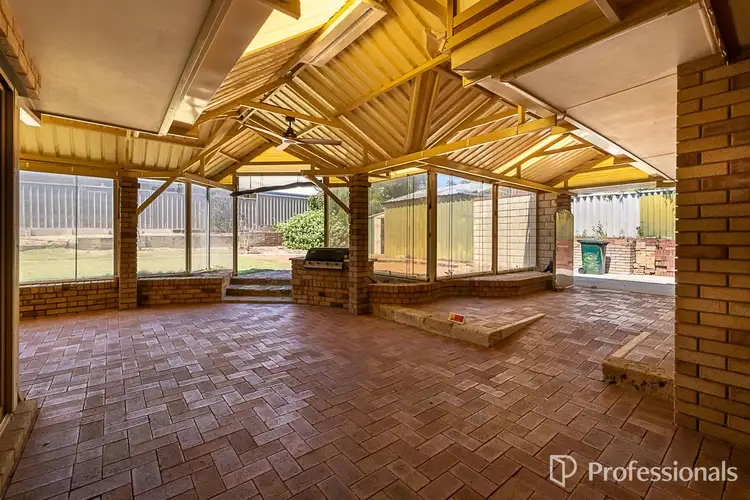 5 Collins Rd, Willetton WA 6155