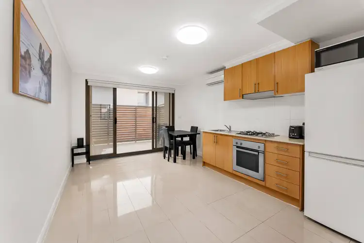 6 Arnott Street