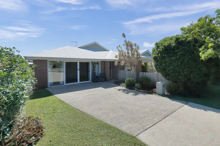 2 Brearley Court, Rural View QLD 4740