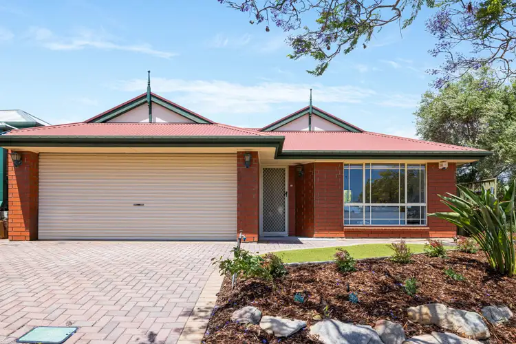 16 Thornton Drive, Greenwith SA 5125