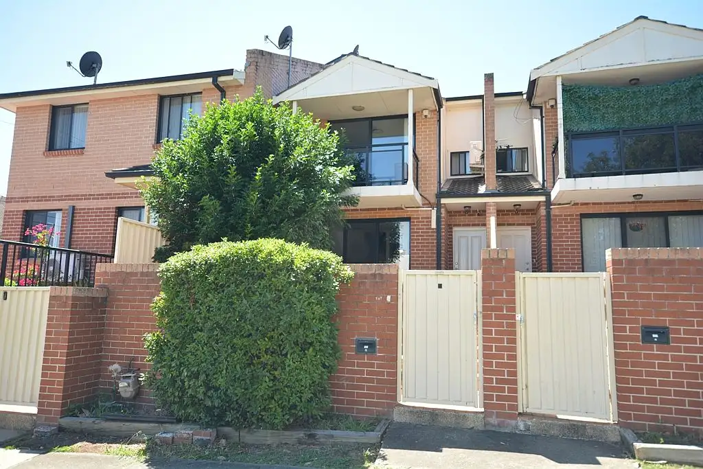 Main view of Homely townhouse listing, 8/162 William Street, Granville NSW 2142