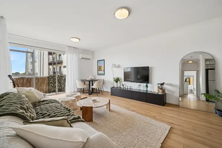21 Malata Crescent