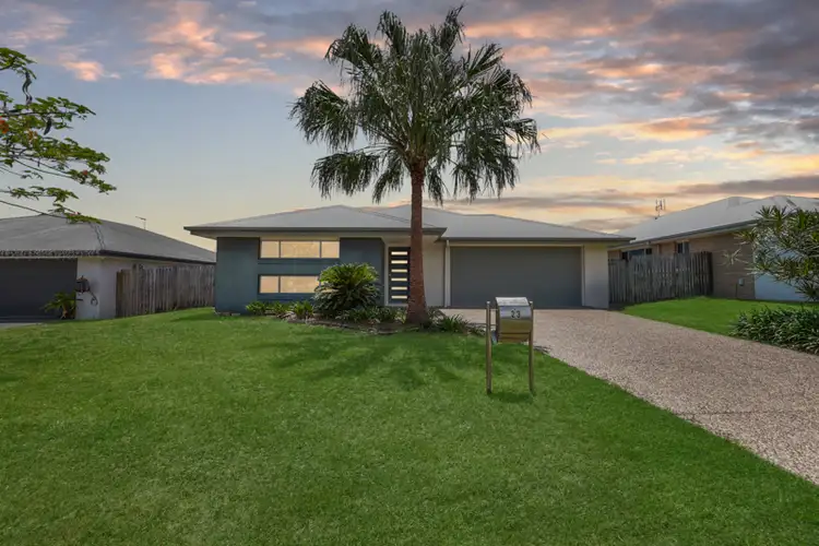 23 Dobinson Street, Bucasia QLD 4750