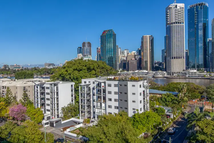 Third view of Homely apartment listing, 3BR/161 Main Street, Kangaroo Point QLD 4169
