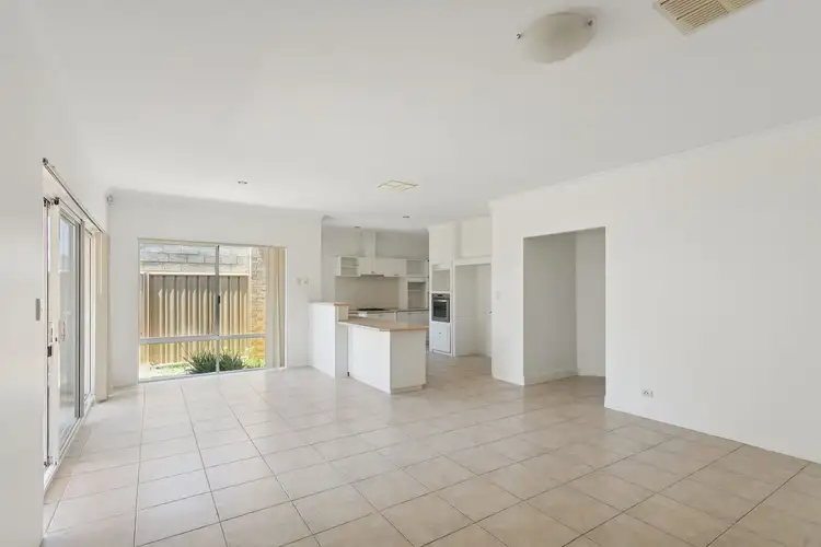 43 Honeymyrtle Turn