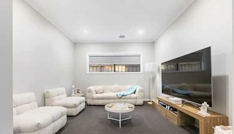 Fourth view of Homely house listing, 61 KRATERON STREET, Fraser Rise VIC 3336