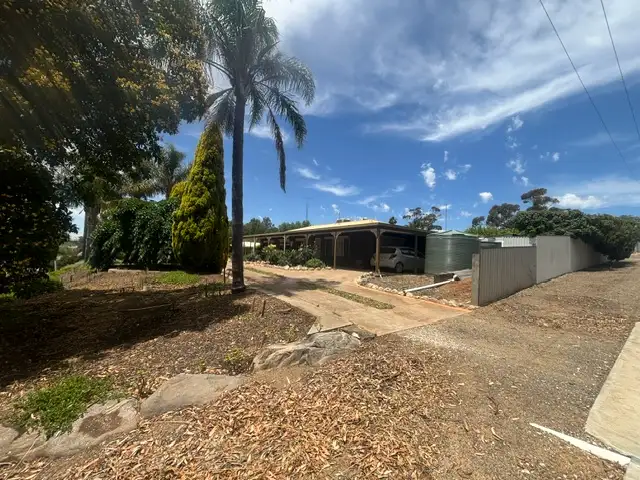 1 James Street East, Truro SA 5356