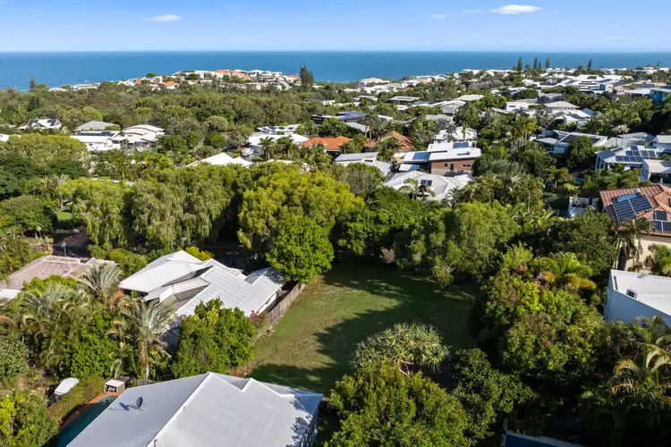 8 Voyagers Place, Sunrise Beach QLD 4567
