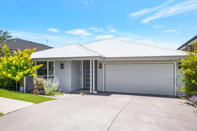 5 Barwell Street, Glenfield NSW 2167