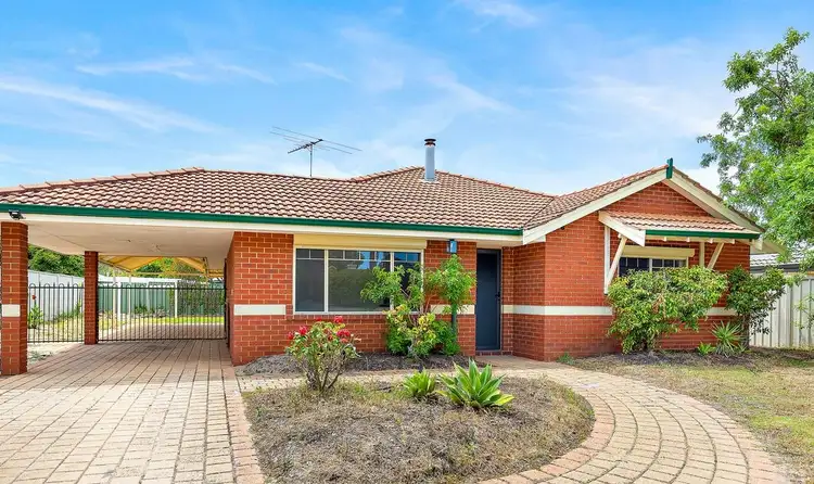 16 Daley Close, Atwell WA 6164