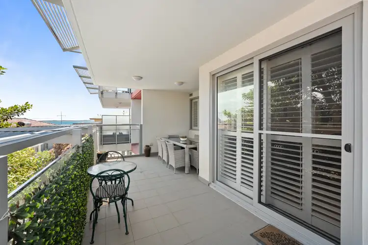 8/102 Kent Street, Rockingham WA 6168