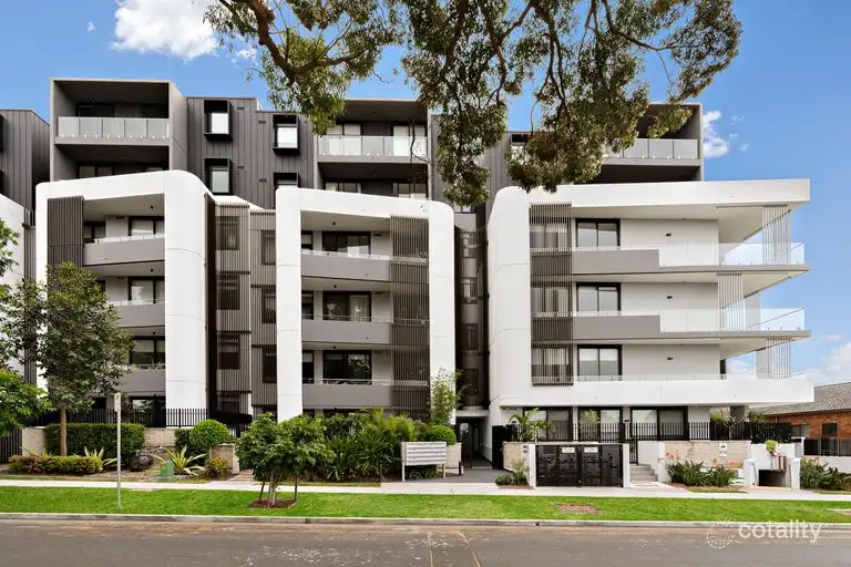 Main view of Homely unit listing, 203/5-9 Wyuna st, Beverley Park NSW 2217