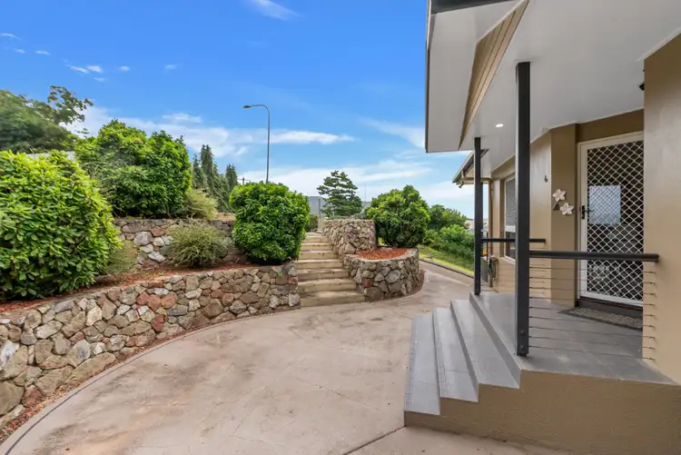 Second view of Homely unit listing, 2/4D Trundle Terrace, Whitfield QLD 4870