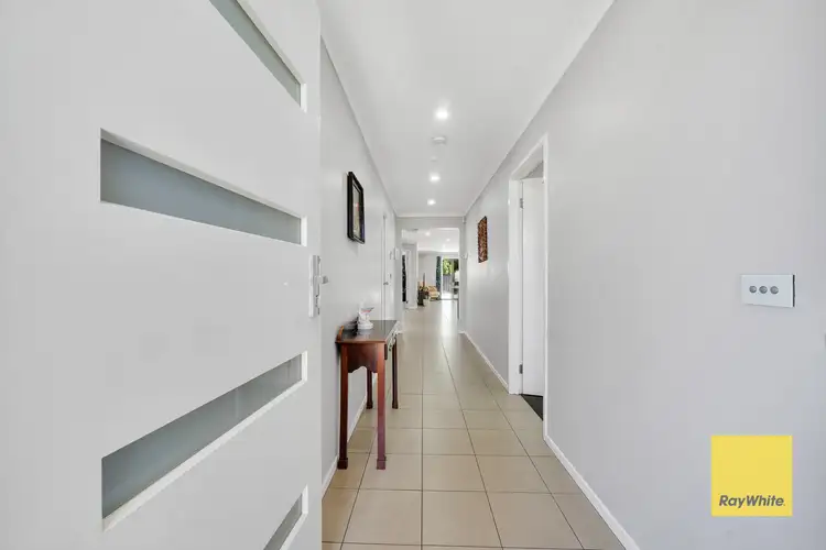 Second view of Homely house listing, 17 Solitaire Way, Tarneit VIC 3029