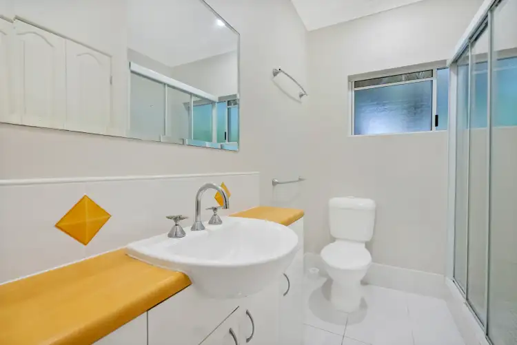 Fifth view of Homely unit listing, 4/20 Anderson Street, Trinity Beach QLD 4879