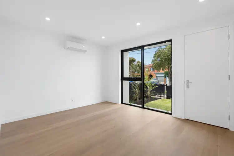 Fourth view of Homely townhouse listing, 1/39 Lees Street, Mckinnon VIC 3204