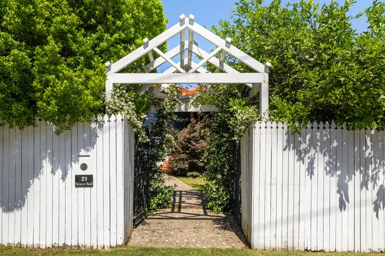 Second view of Homely house listing, 21 Pozieres Road, Tarragindi QLD 4121