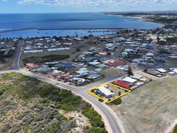 2 & 4 Sea Ripple Avenue, Port Denison WA 6525