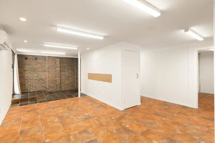 2/300 Lutwyche Road, Windsor QLD 4030