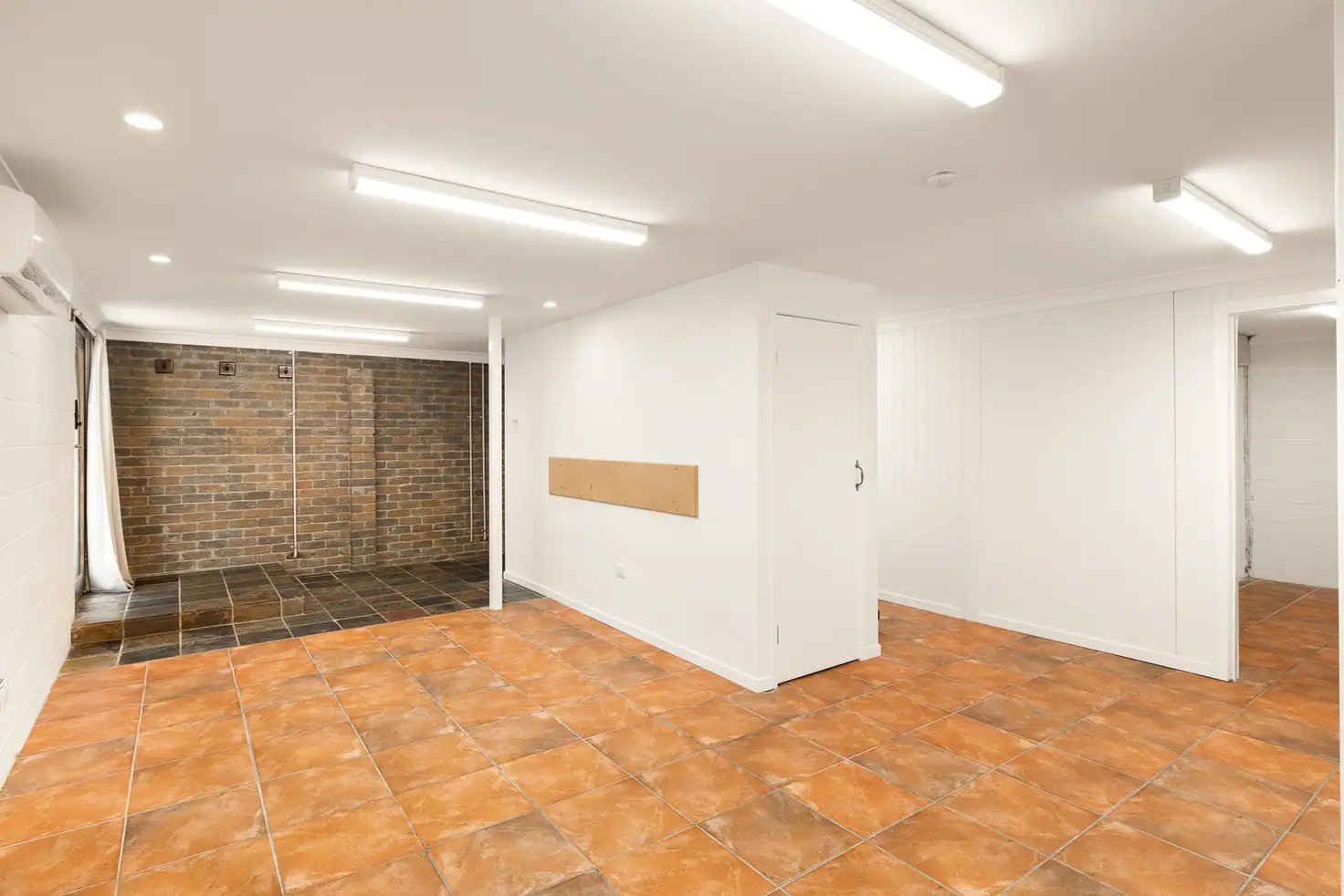 Main view of Homely unit listing, 2/300 Lutwyche Road, Windsor QLD 4030