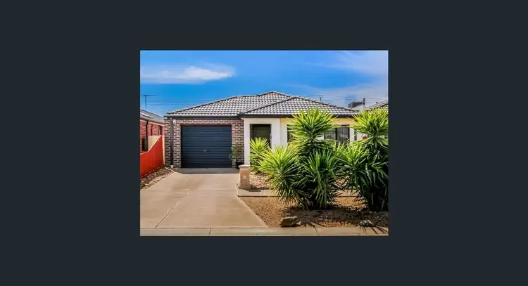 1/4 Fetlock Drive, Truganina VIC 3029