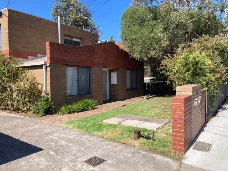 1/68 Normanby Avenue, Thornbury VIC 3071