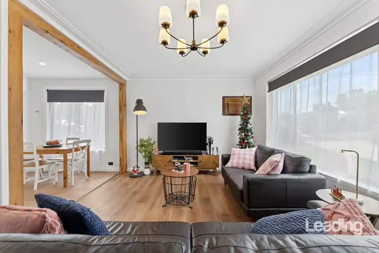 Fifth view of Homely house listing, 8 Oxley Street, Sunbury VIC 3429