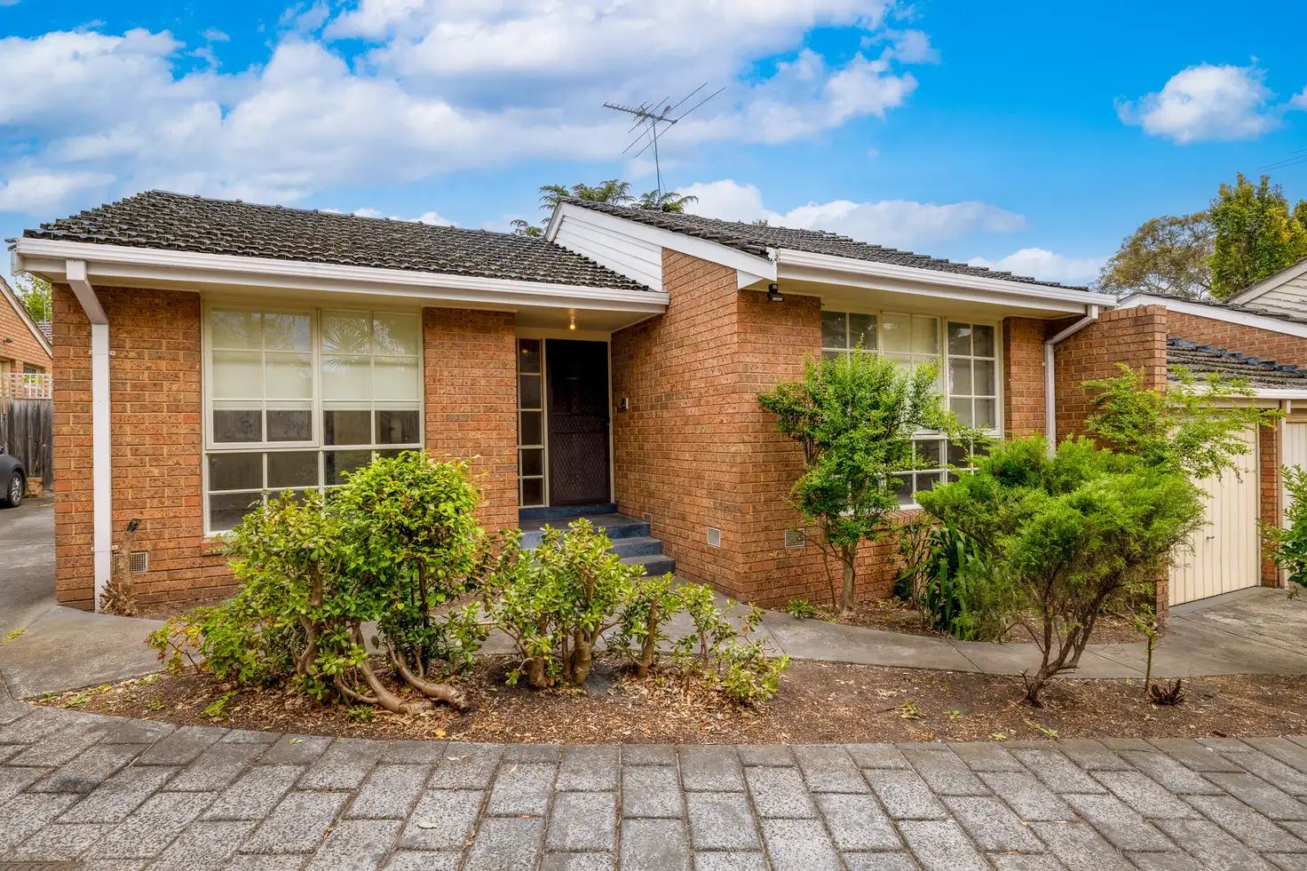 Main view of Homely unit listing, 2/13 Wilson Street, Murrumbeena VIC 3163