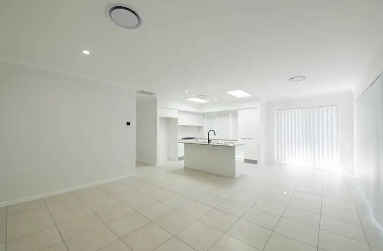 Third view of Homely semi-detached listing, 2/21 Rosewood Avenue, Parkes NSW 2870