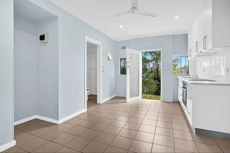 5 Belmore Road, Peakhurst NSW 2210