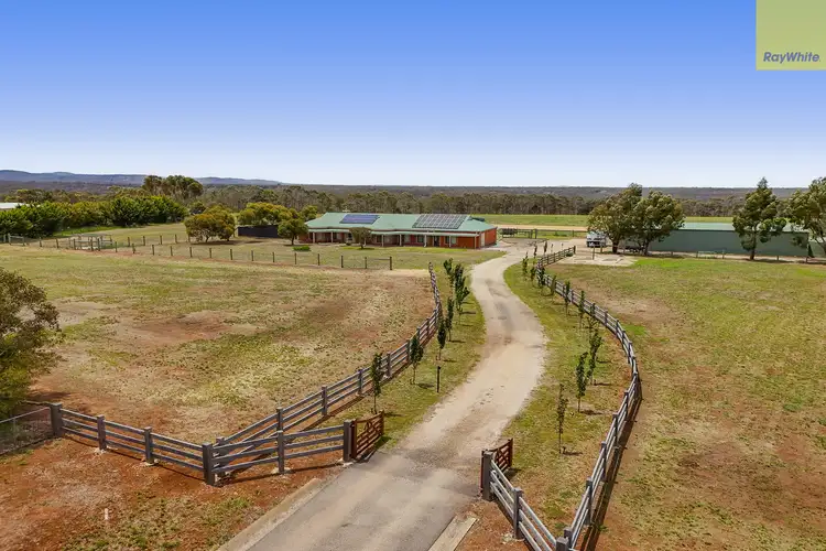 73 Dodemaide Circuit, Merrimu VIC 3340