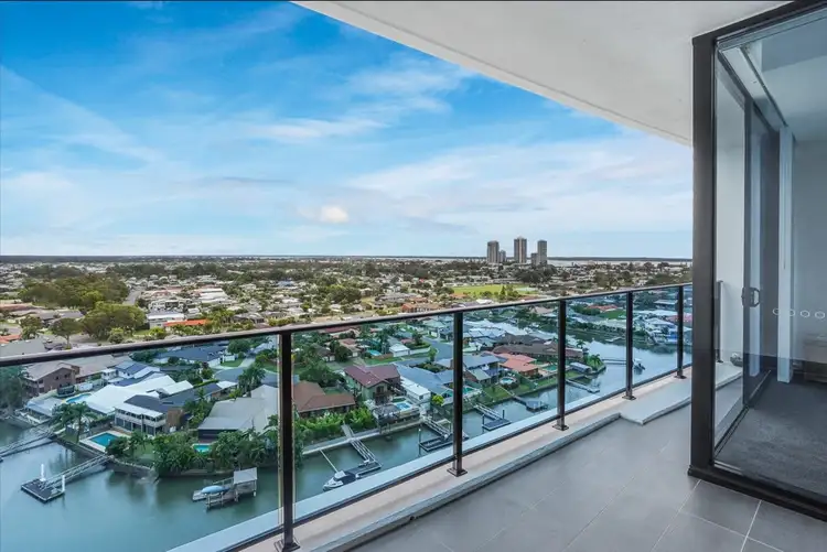 51304/5 Harbour Side Court, Biggera Waters QLD 4216