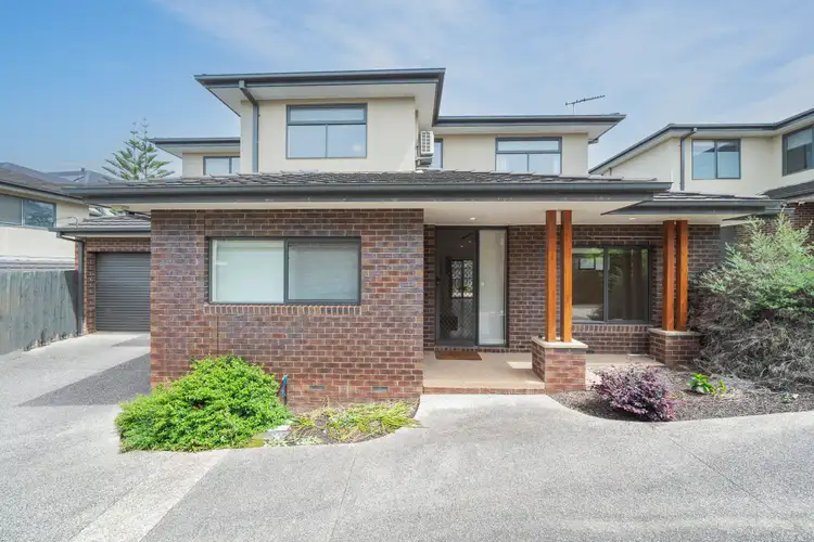 2/9 Fulton Crescent, Burwood VIC 3125